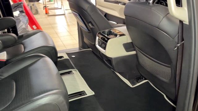 Kia Carnival - полировка, бронирование, тонировка, пошив ковриков в салон и багажник смотреть онлайн