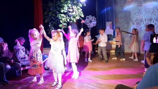 Пасха. Танец Берёзка. Гнездо. 03.05.2021 смотреть онлайн