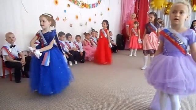 "Танец птиц." МБДОУ №12 с Юца смотреть онлайн