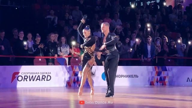 Alexey Dolgushin - Kseniya Pyatakhina, Samba смотреть онлайн