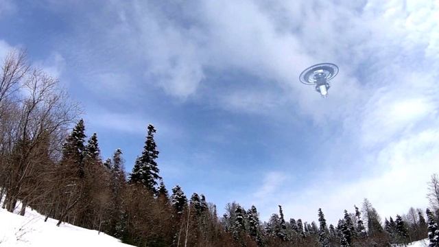 За завесой таинственности