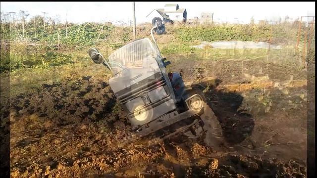 ВСПАШКА ОГОРОДА МИНИ ТРАКТОРОМ смотреть онлайн