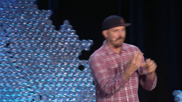 Making the impossible possible | Mick Ebeling смотреть онлайн