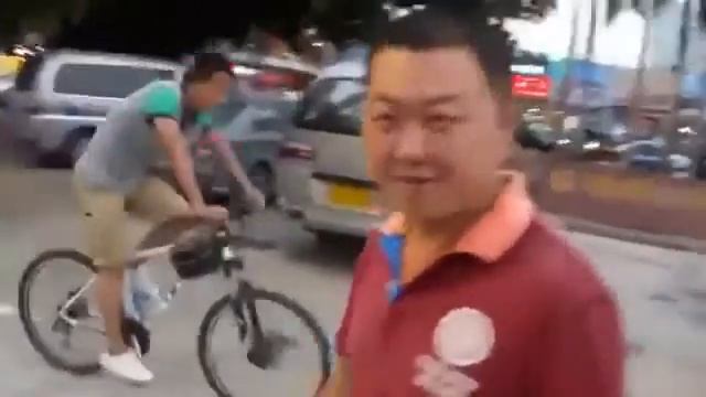 Китайский гуру пикапа! прикол ПИКАПЩИКИ УЧИТЕСЬ! Китайский пикап! смотреть онлайн