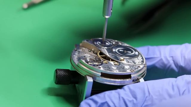 I Restore a WWII Veterans Prized Pocket Watch | And Return it to his Granddaughter смотреть онлайн