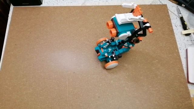 Механический кодируемый робот обзор и сборка. смотреть онлайн