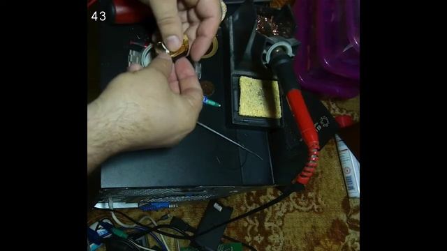 Самостоятельная замена батарейки в подводном компьютере SUUNTO SPYDER смотреть онлайн