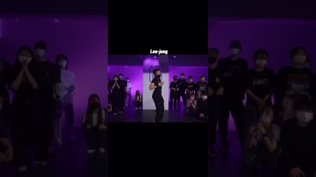 choreographies mad by Lee jung from street woman fighter aka ygx leader~part2#ygx #Leejung смотреть онлайн