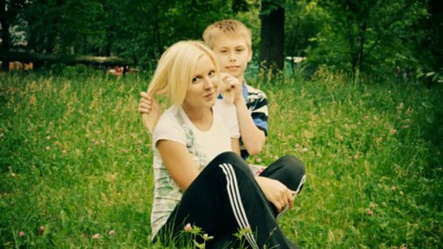 Аня,Витя-"два брата акробата".mpg смотреть онлайн