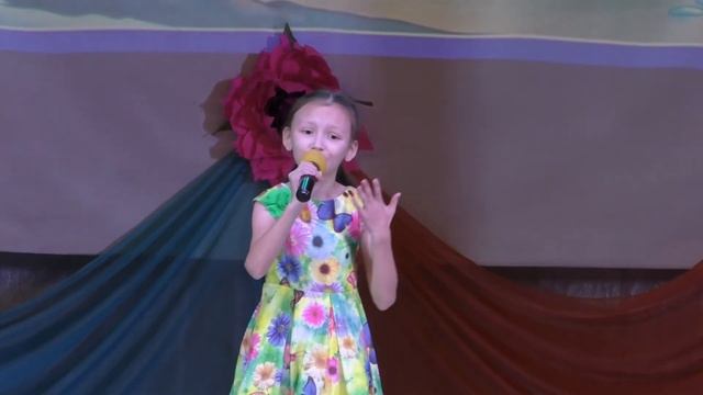 Эвилина Абубакирова. Песня мамонтенка смотреть онлайн