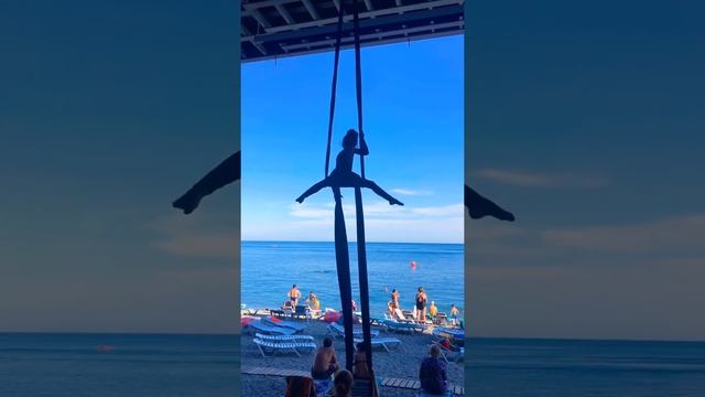 Обрыв. ВозДуШные поЛотна на МоРе!!!! смотреть онлайн