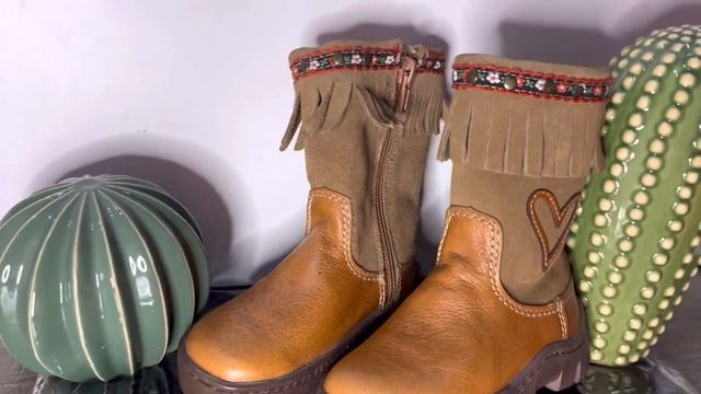 детские сапожки.натуральная кожа. фома. иркутск смотреть онлайн