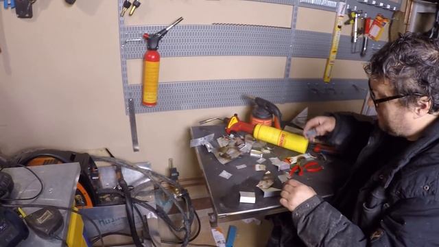 Пайка алюминия. Спаять можно все. Даже пивную банку! смотреть онлайн