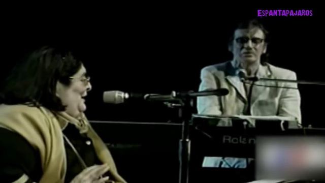 CHARLY GARCIA - MERCEDES SOSA, Cuando ya me empiece a quedar solo, (en vivo) смотреть онлайн