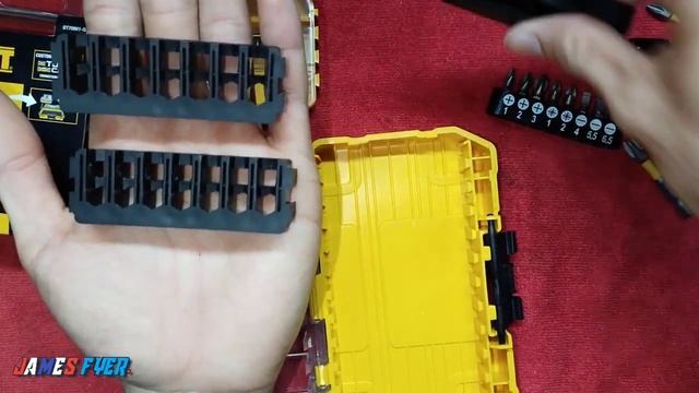 กล่องอุปกรณ์ DEWALT Tstak รุ่น DT70801-QZ โคตรเท่?