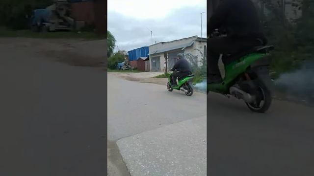 Скутер стелс смотреть онлайн