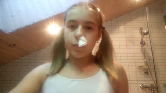 Как боротся с кровью из носа!!? смотреть онлайн