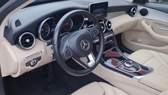 Mercedes-Benz C-200 Avantgarde 2.0 - 2015/2016 Apenas 21.200 Km.