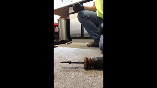 2013 Ford Fusion Rear Shock Bracket Replacement смотреть онлайн