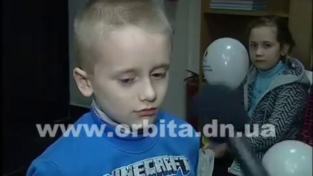 Олег Недава и «Наш край» наградили лучших юных художников Покровска смотреть онлайн