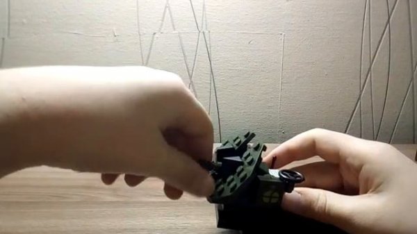 Как сделать грузовик с пулемётом из Лего!!!