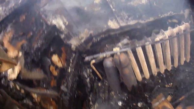 Горит сгоревшее здание смотреть онлайн