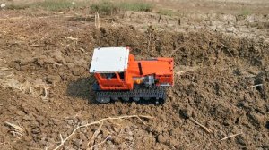 трактор ДТ-75 гусеничный вездеход из лего техник/Lego technic tracked off road tractor DT-75