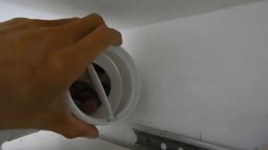 Причина дребезга обратного клапана в вытяжке