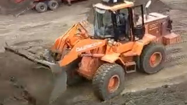 daewoo looder grond bank смотреть онлайн