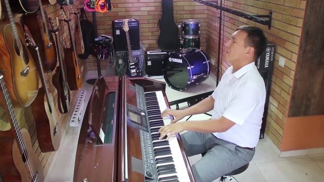 [УПАЙ Music] Мирбек Атабеков - Мурас | Кавер на пианино смотреть онлайн