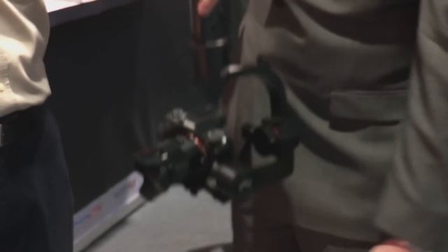 Pilotfly H2 5-Mode, 3-Axis, 1-Handed Gimbal from NAB Show 2016 смотреть онлайн