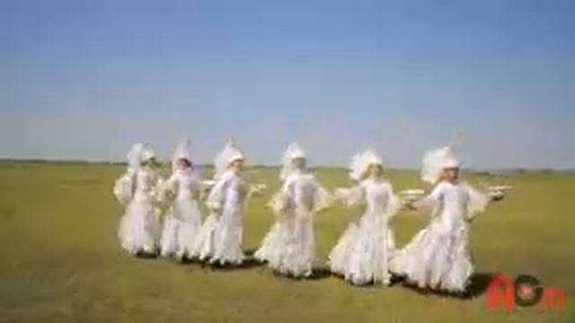 Прелестная казахская песня Жазира, очень интересная интерпретация! Всех казахстанцев с наурызом! смотреть онлайн