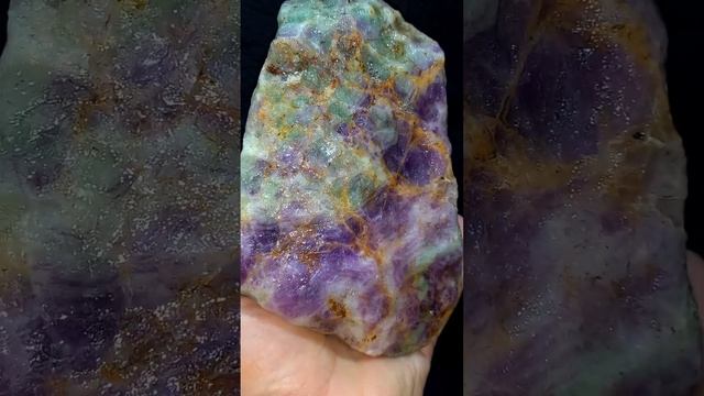ПРАЗДНИЧНЫЙ ФЛЮОРИТ #флюорит #самоцвет #минерал #флюорит-маркет смотреть онлайн