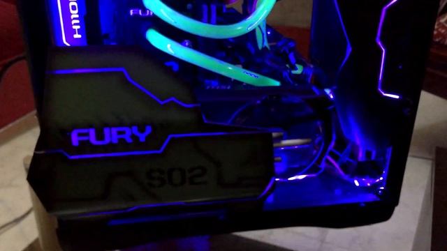 Fury - Bitfenix Prodigy смотреть онлайн