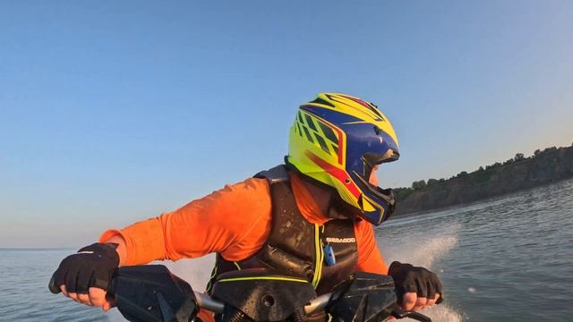 Ripping It Hard At The Beach - SEADOO RXPX APEX 300