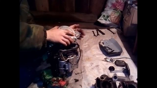 Разборка двигателя Альфа 110 кубов, метадом молотка и отвертки смотреть онлайн