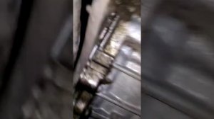 Стучит Хонда Фит на хх и в нагрузку при разгоне