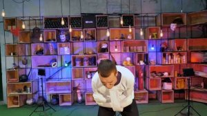 КАК ВЫБРАТЬСЯ ИЗ СМИРИТЕЛЬНОЙ РУБАШКИ?