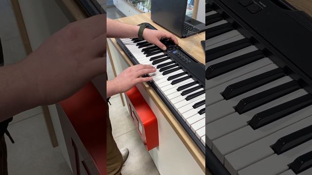 Синтезатор Ct-s300