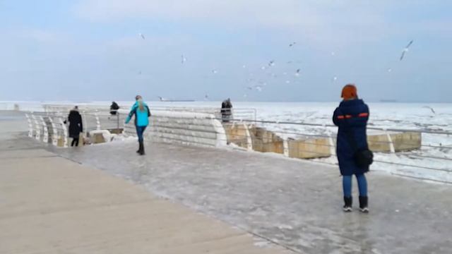 Черное море замерзло Одесса 2017 смотреть онлайн