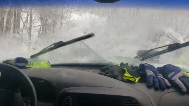 2001 Ford f150 plowing snow with a boss plow смотреть онлайн