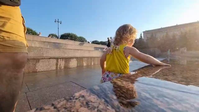 Фонтаны на Московской площади. Санкт-Петербург смотреть онлайн