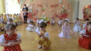 Танец Дружба 8 Марта  Средняя группа 04 03 15