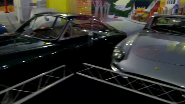 Museum "Maranello Rosso Ferrari" in San Marino смотреть онлайн