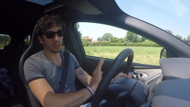 FORD FOCUS RS | prova su strada смотреть онлайн