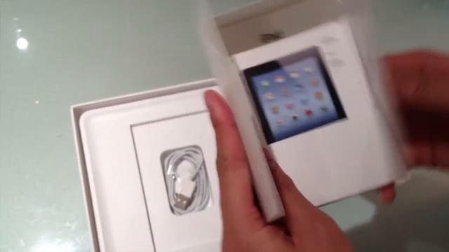 The New IPad (3) Unboxing HD смотреть онлайн