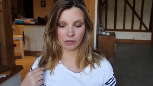 My Favourite Everyday Hair Products | A Model Recommends смотреть онлайн