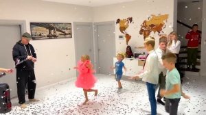 ВЕЧЕРИНКА НА ДЕНЬ РОЖДЕНИЯ СОФИИ. ДРУЗЬЯ И ВЕСЕЛЬЕ. НИКА ЛАЙФ