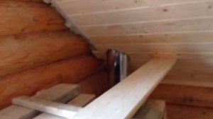 Как устранить щели между бревнами и потолком, контурный шаблон своими руками