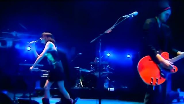 PJ HARVEY // 2004-07-03 Eurockennes Belfort Festival (Full Concert HD) смотреть онлайн